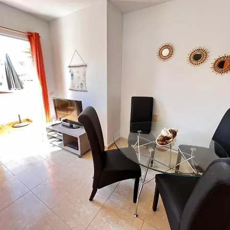 Oasis Bay קורלחו